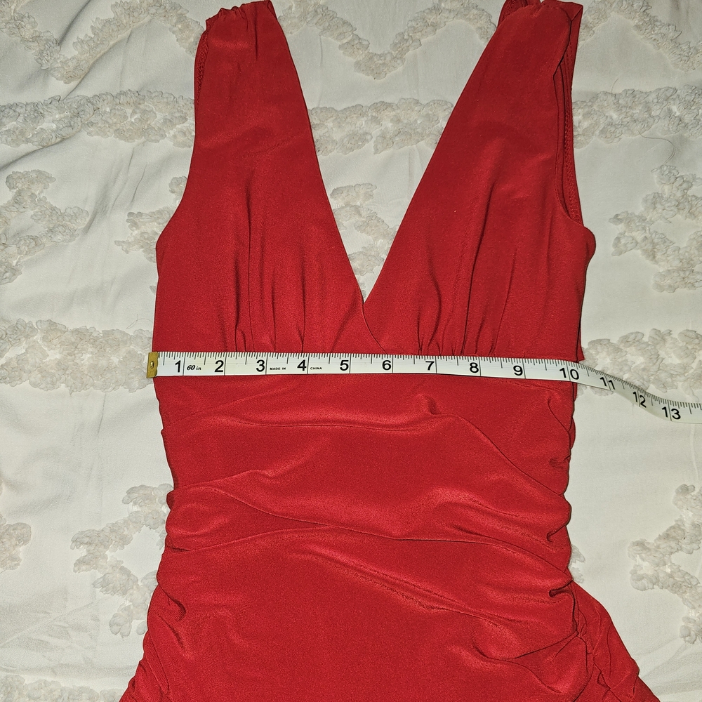 Assa Elegant, Sexy Red Sleeveless Dress - Picture 8 of 9